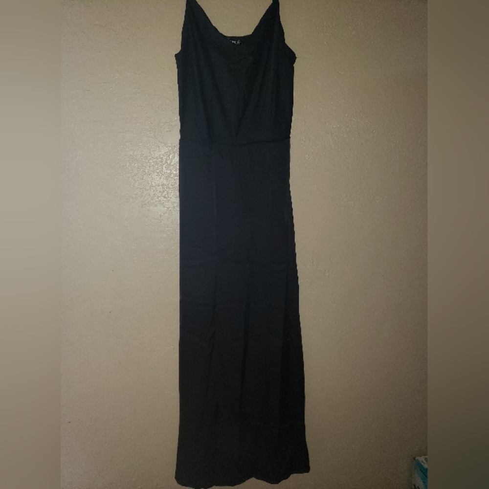 Fashion- Black Cocktail Party Dress